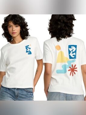 NWT RVCA Ladies Graphic White Tee with Colorful Abstract Motif Size M